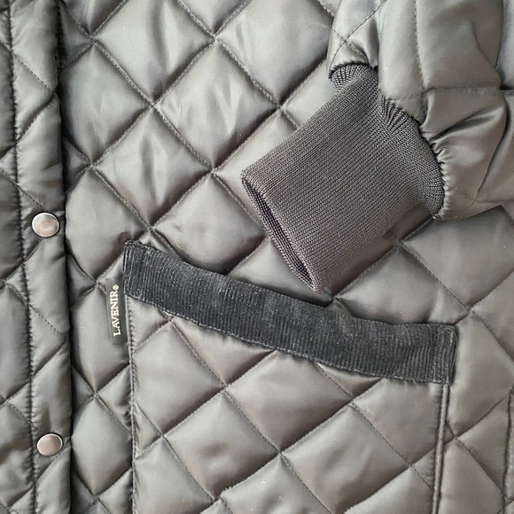 {SOLD}Perfect preppy quilted jacket NWOT - Picture 3 of 6